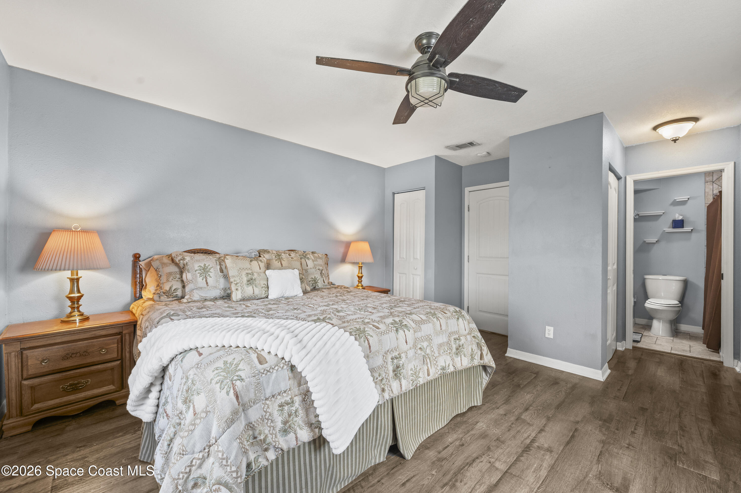 1010 Pine Tree Drive 208