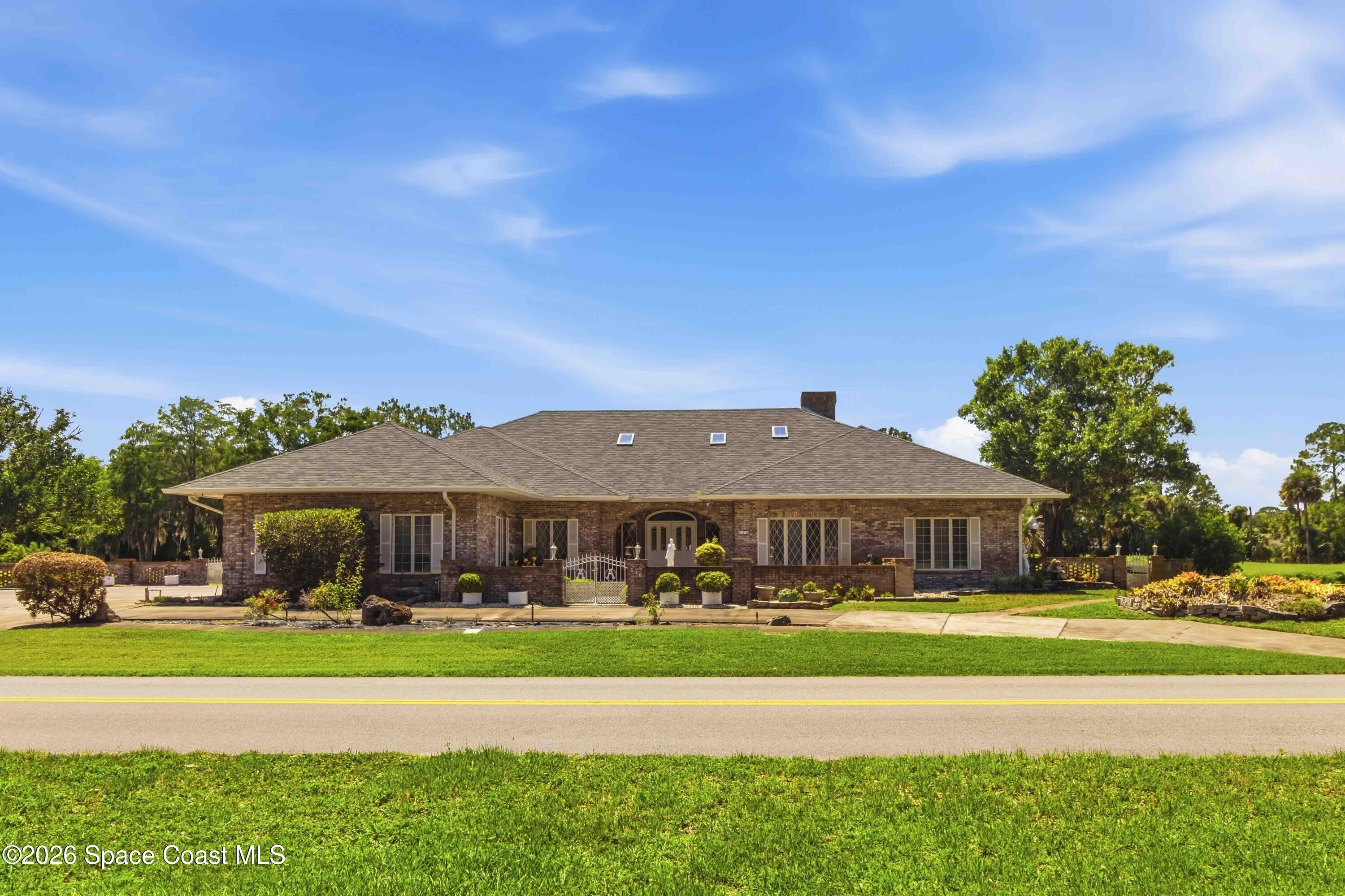 628 Pelican Bay Drive