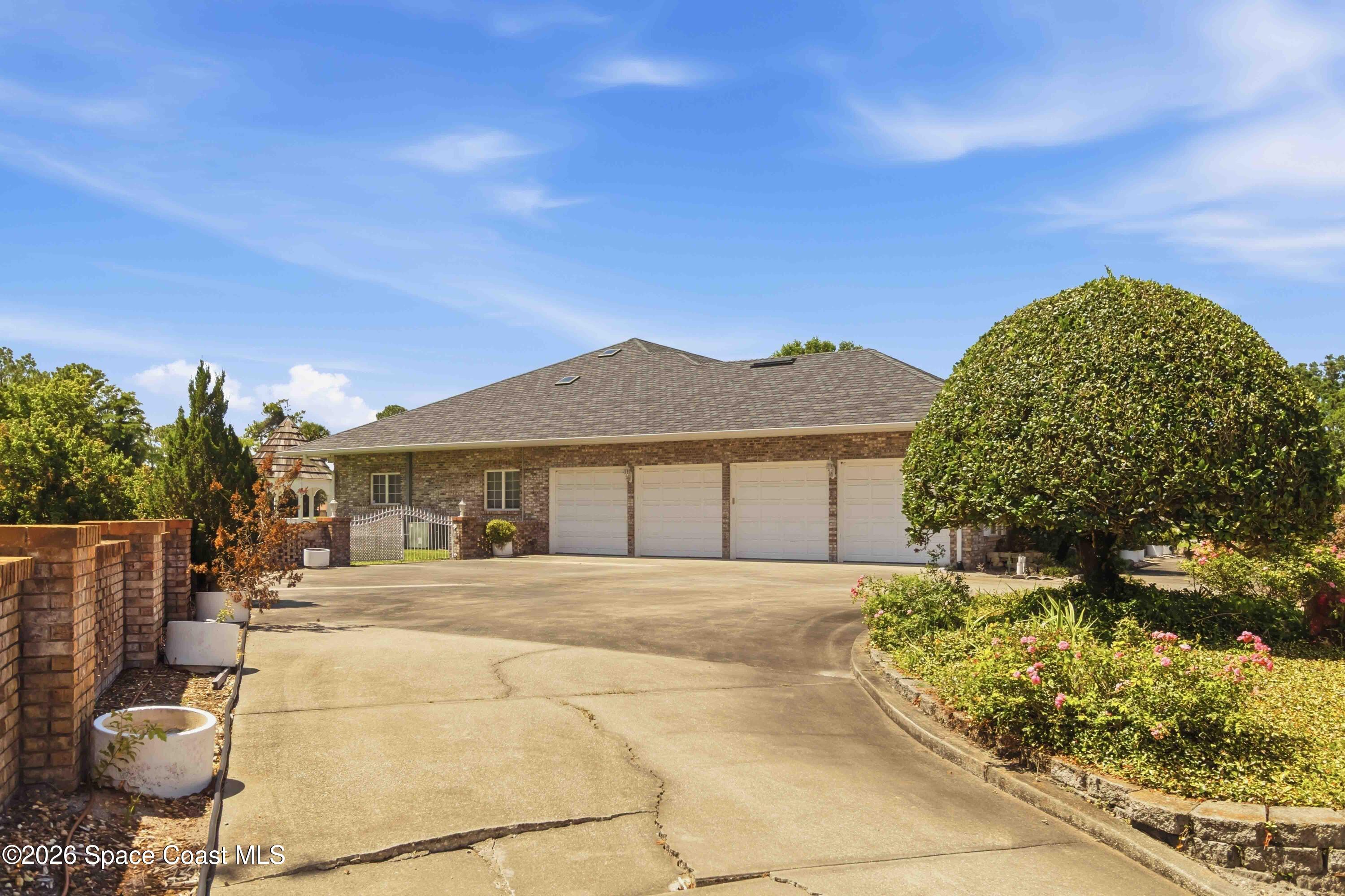 628 Pelican Bay Drive