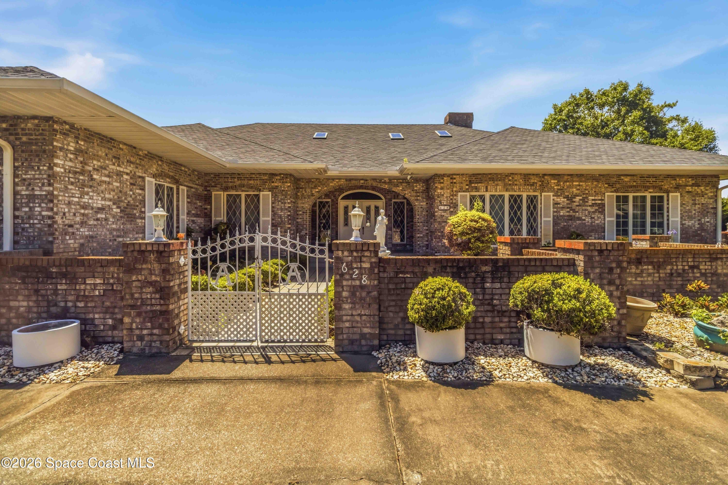 628 Pelican Bay Drive