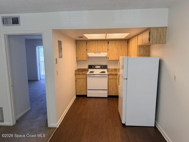442 Magnolia Avenue 24