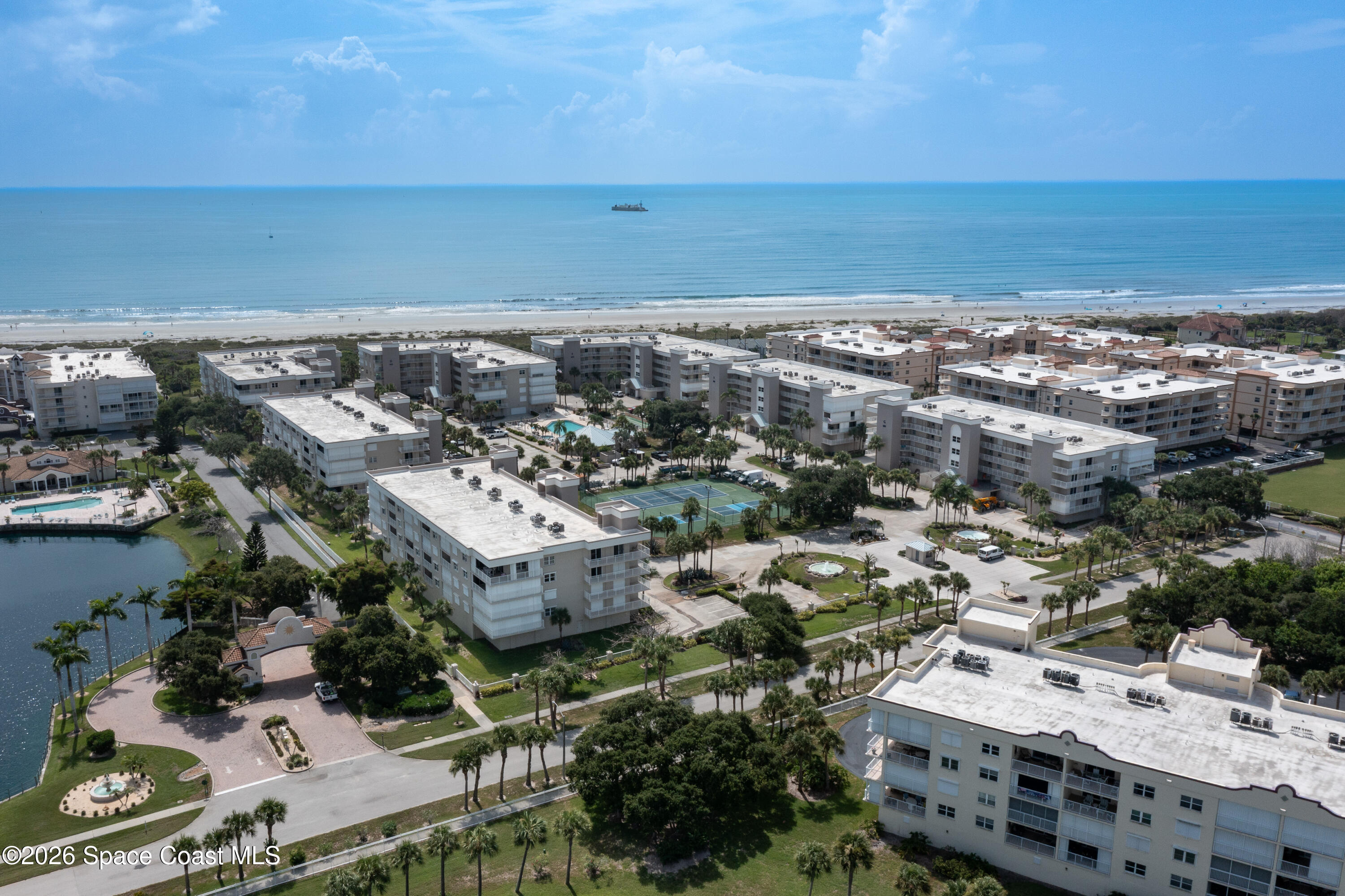 606 Shorewood Drive C206