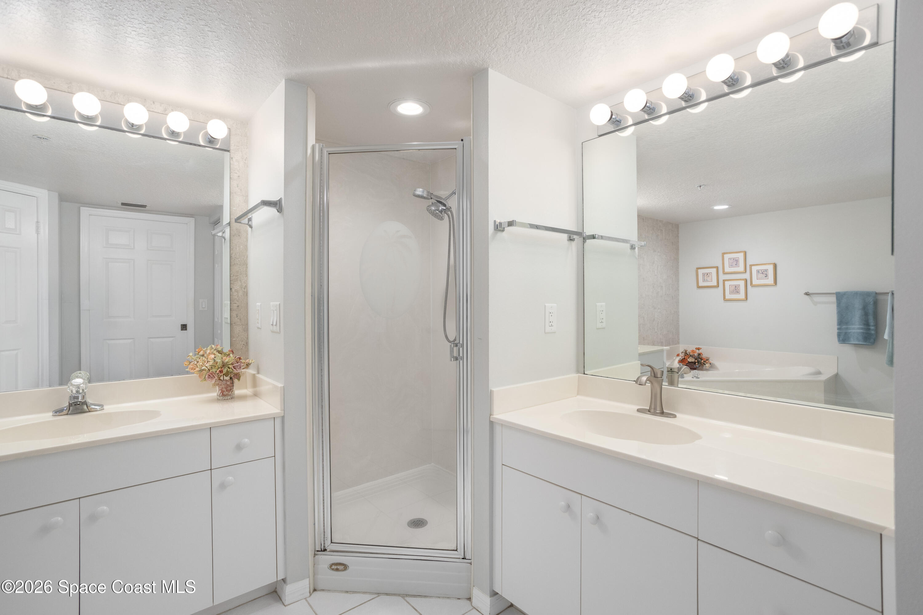 606 Shorewood Drive C206