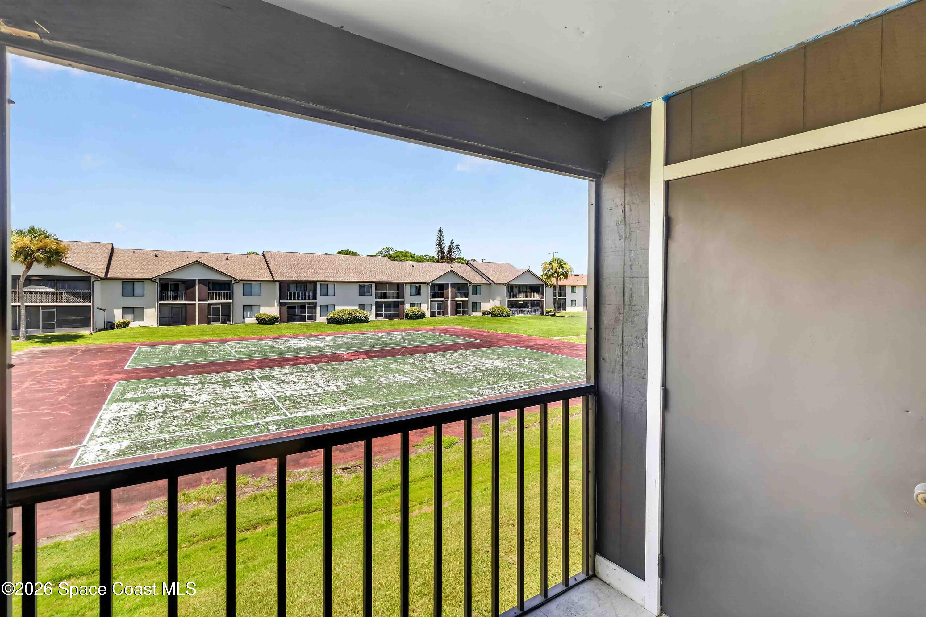 1515 Huntington Lane 1022