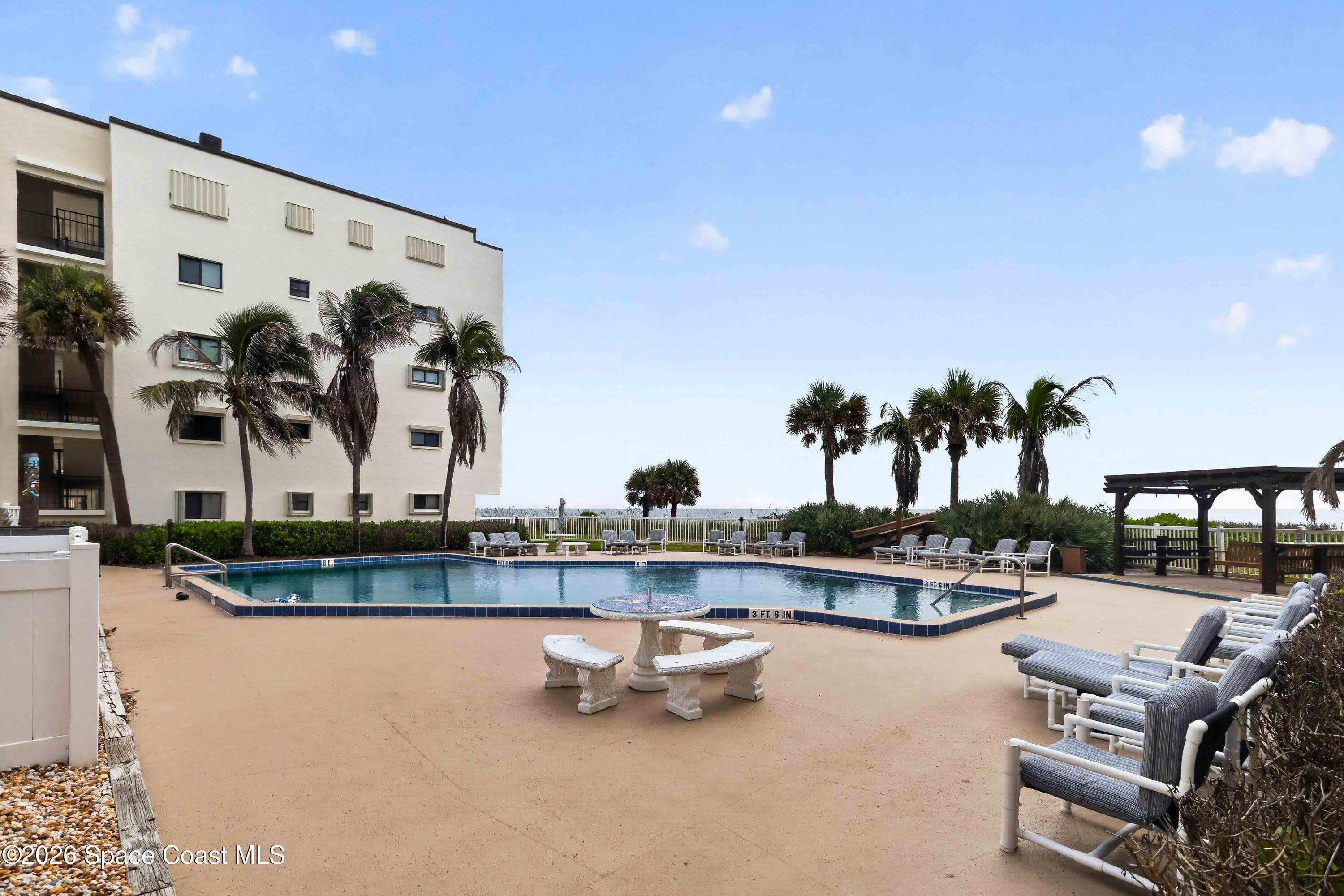 1465 Highway A1a 204