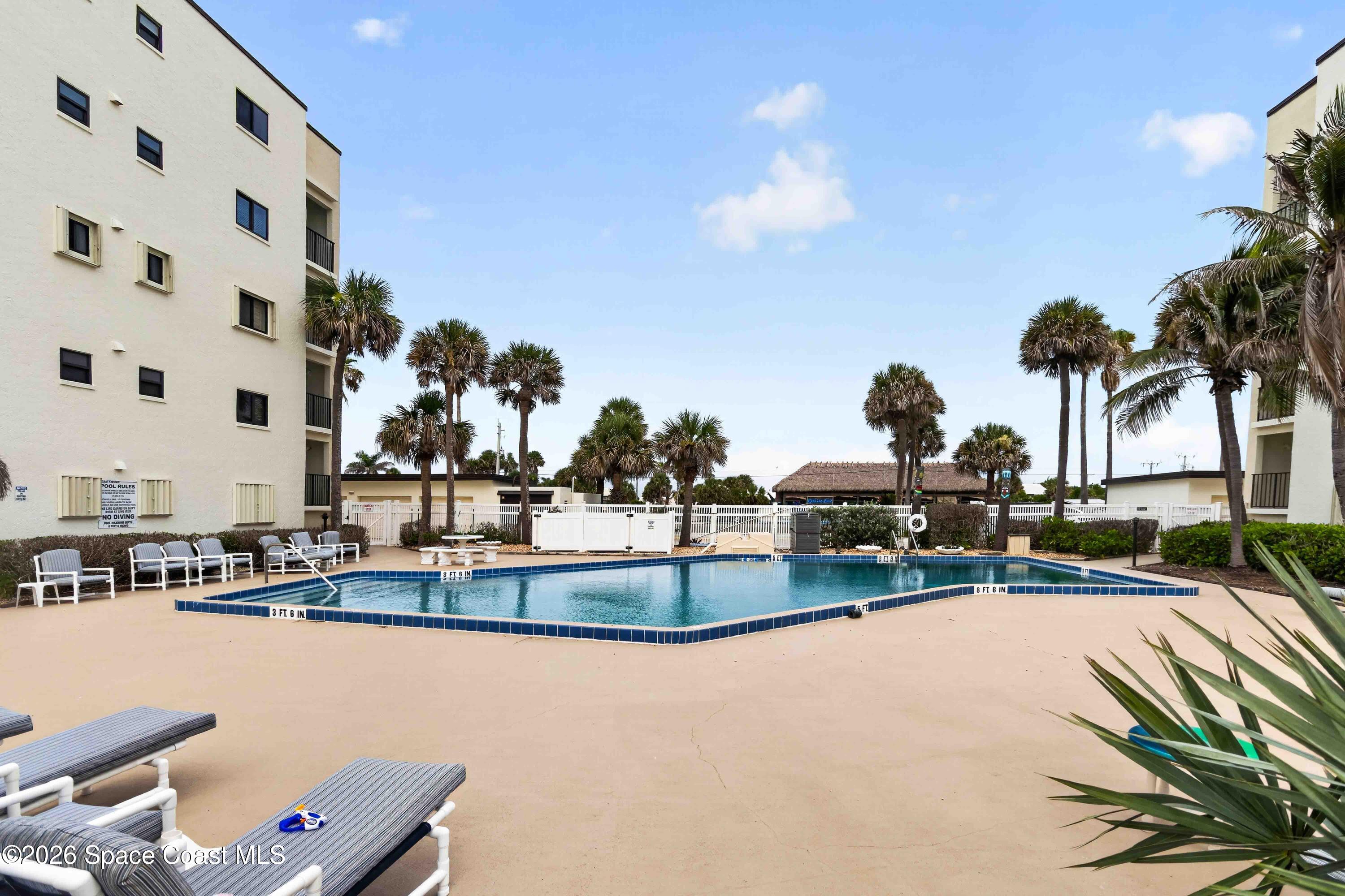 1465 Highway A1a 204