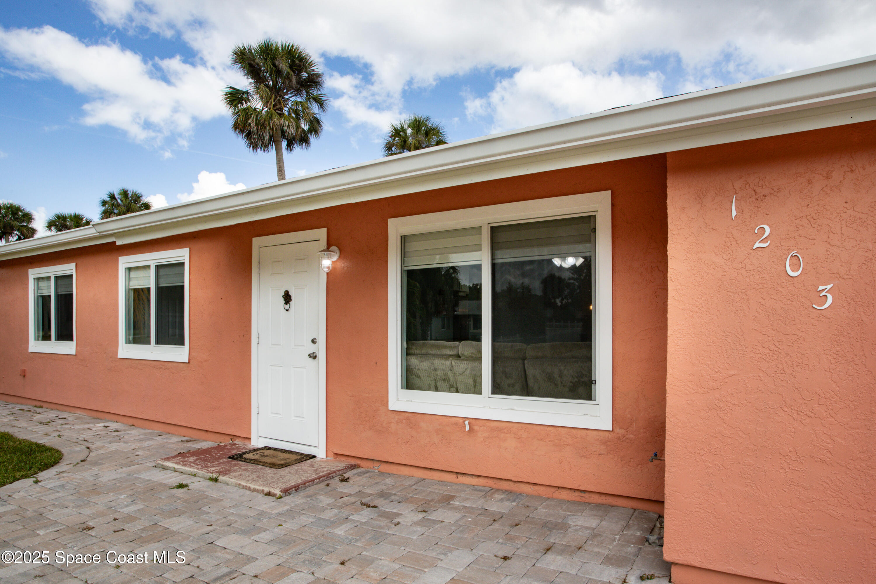1203 Linmoor Circle NE