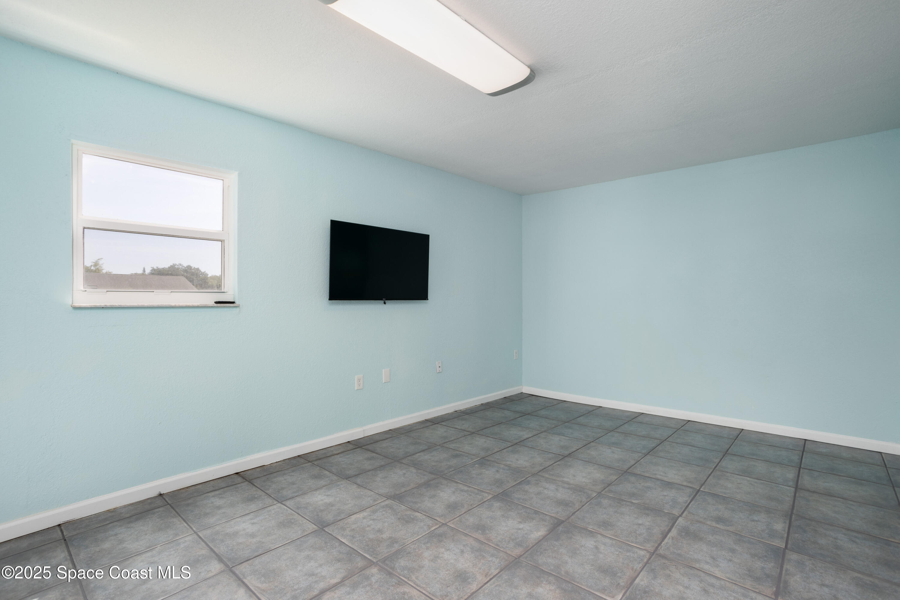 1203 Linmoor Circle NE