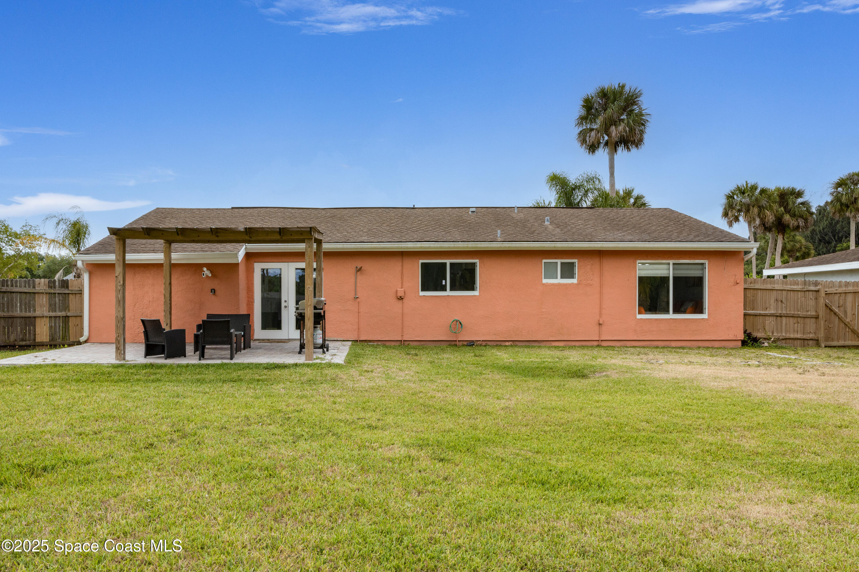 1203 Linmoor Circle NE