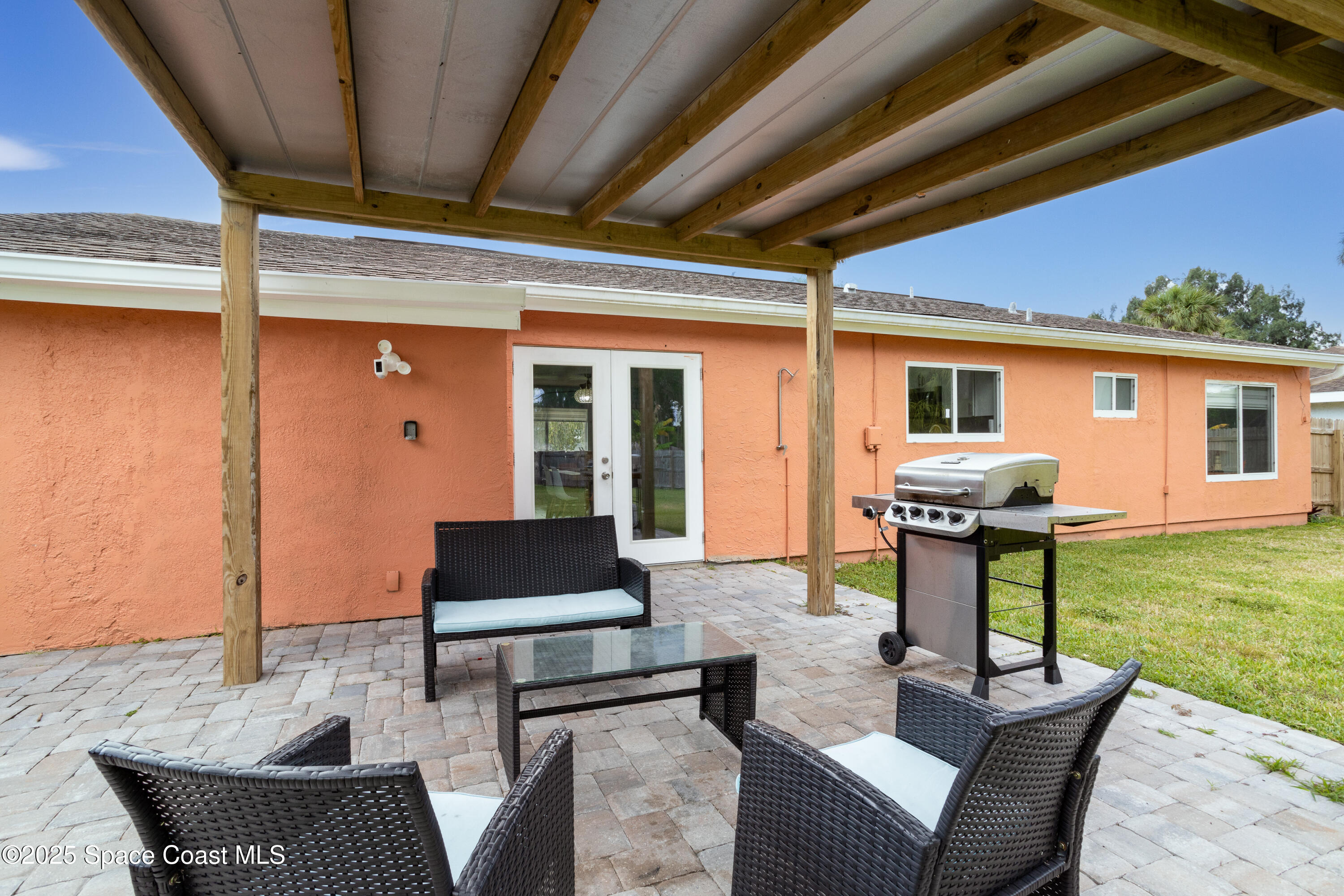 1203 Linmoor Circle NE