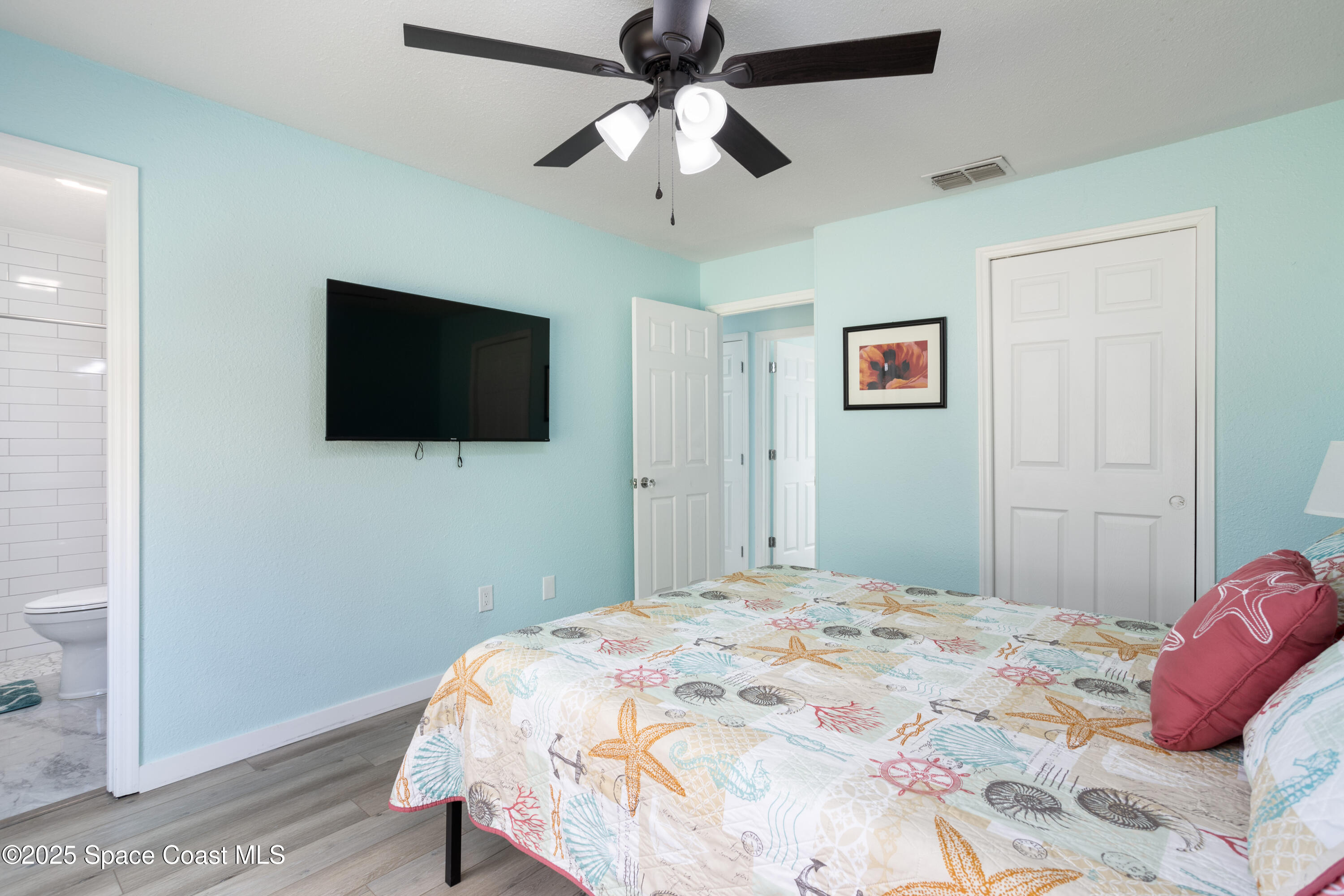 1203 Linmoor Circle NE
