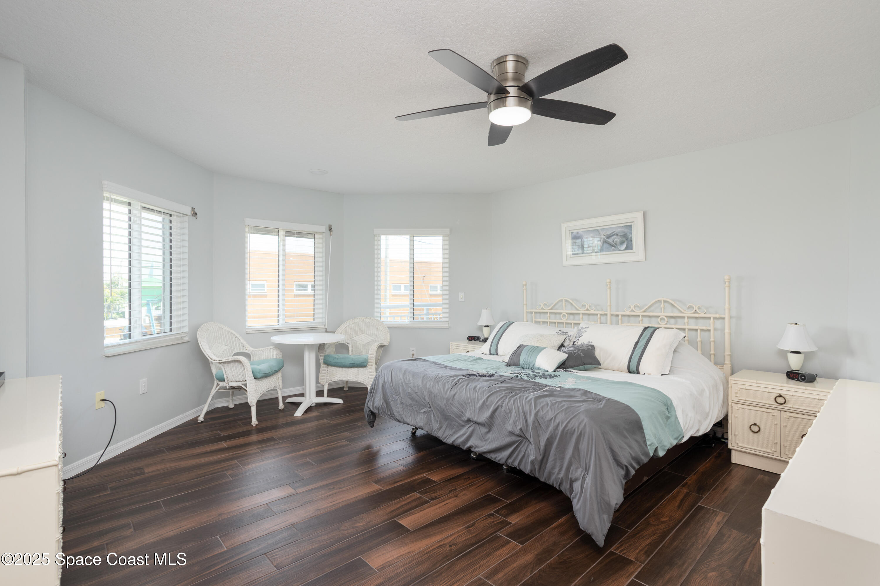 3450 Ocean Beach Boulevard 201