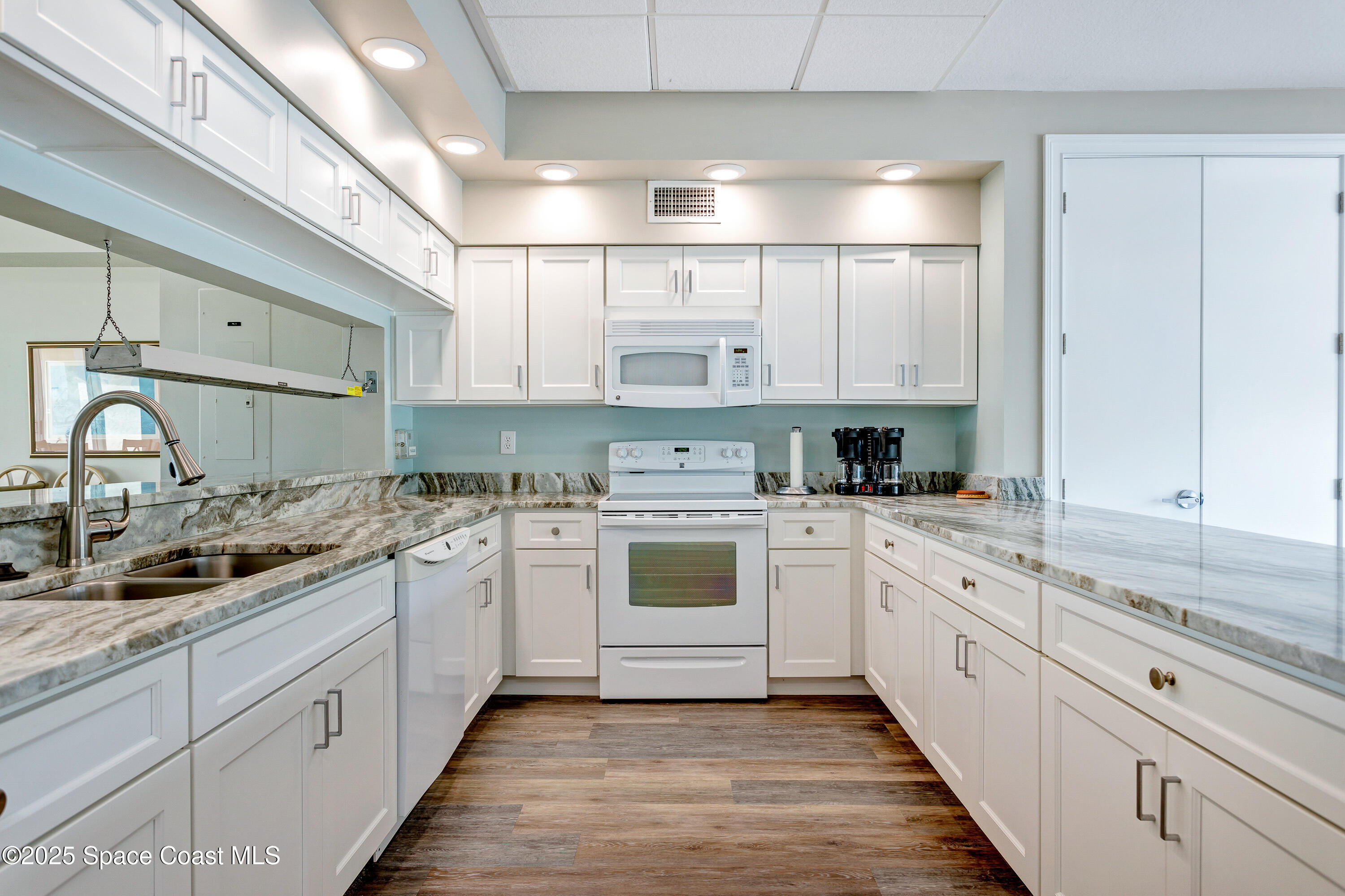 3450 Ocean Beach Boulevard 201