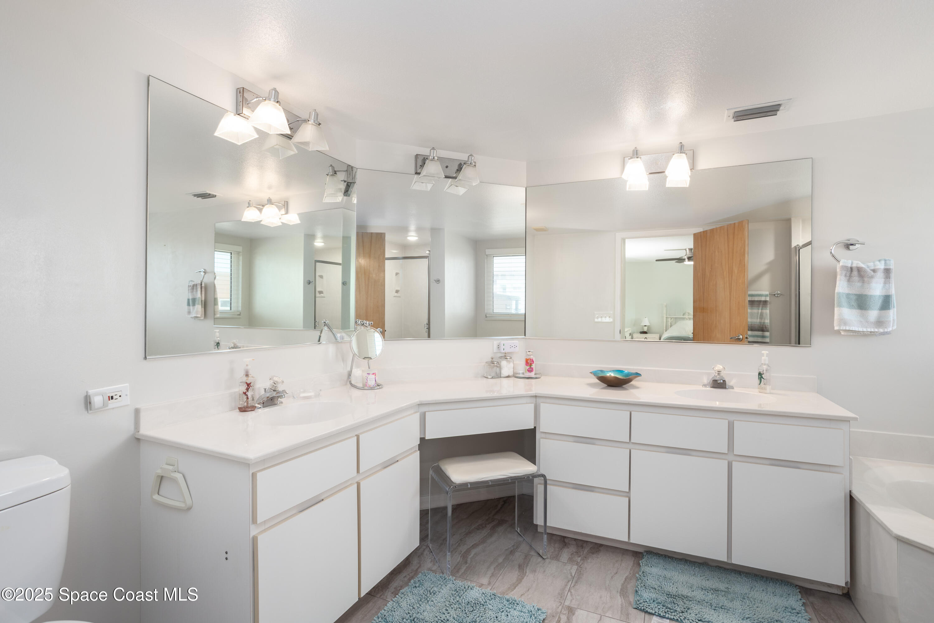 3450 Ocean Beach Boulevard 201