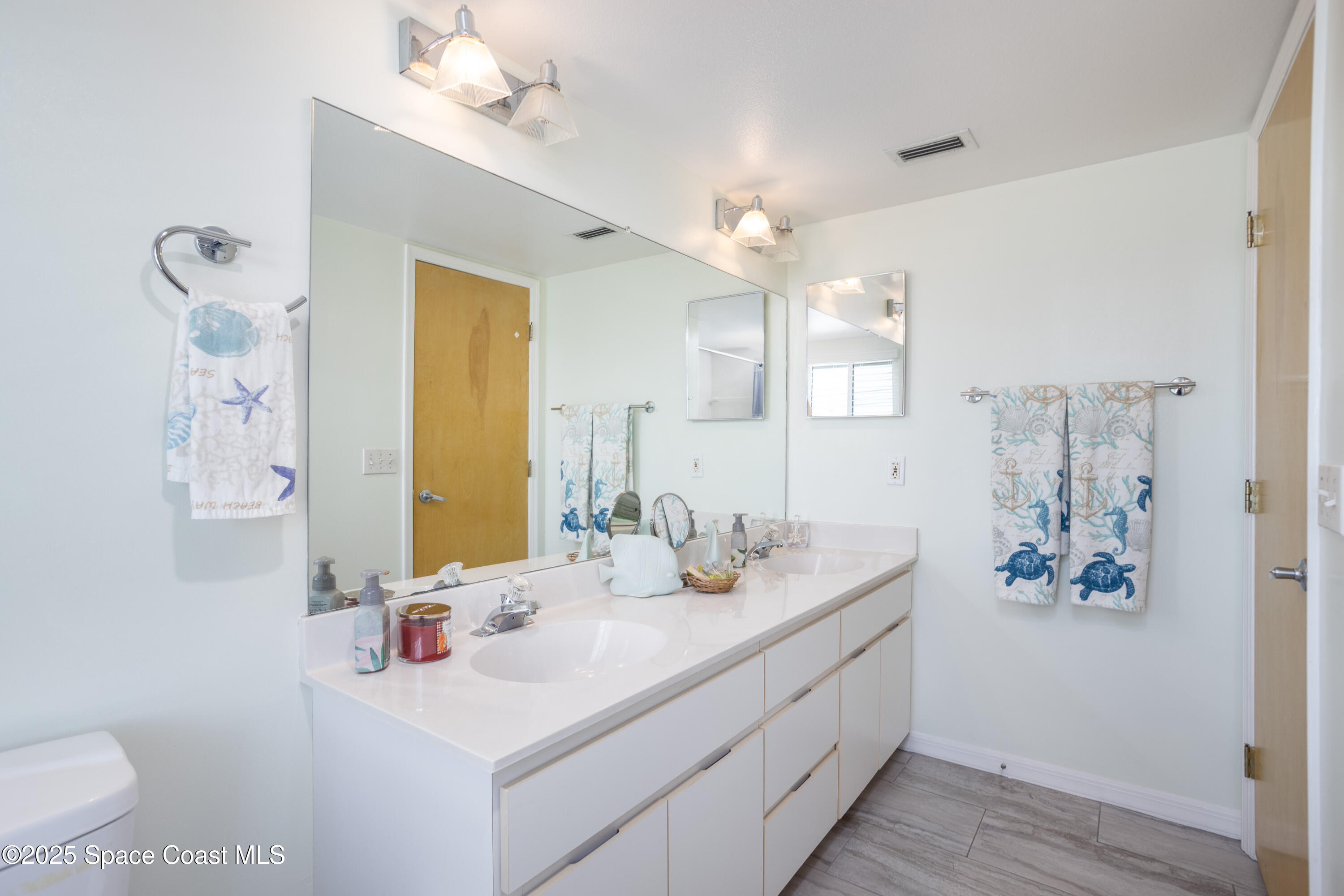 3450 Ocean Beach Boulevard 201