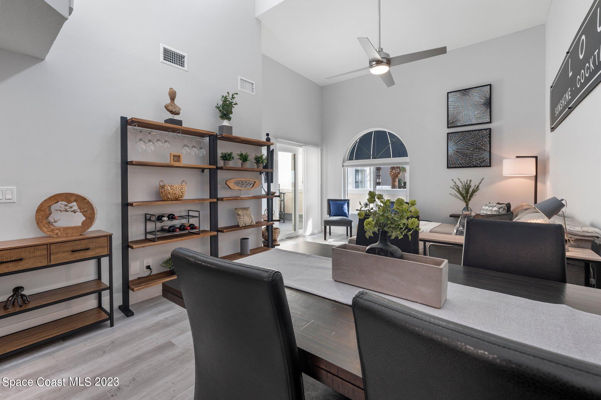 8600 Ridgewood Avenue, 3310