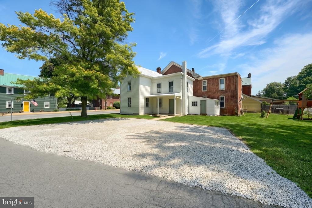 538-540 W KING STREET