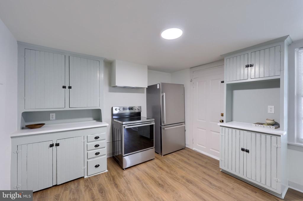 538-540 W KING STREET