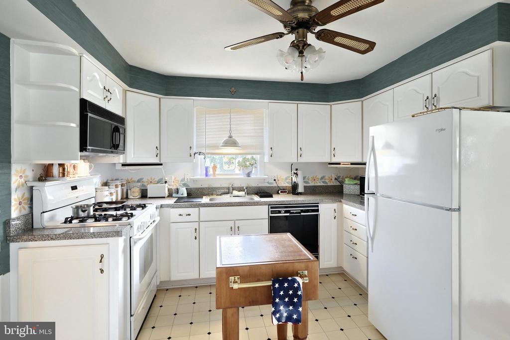 400 IVORY ROAD