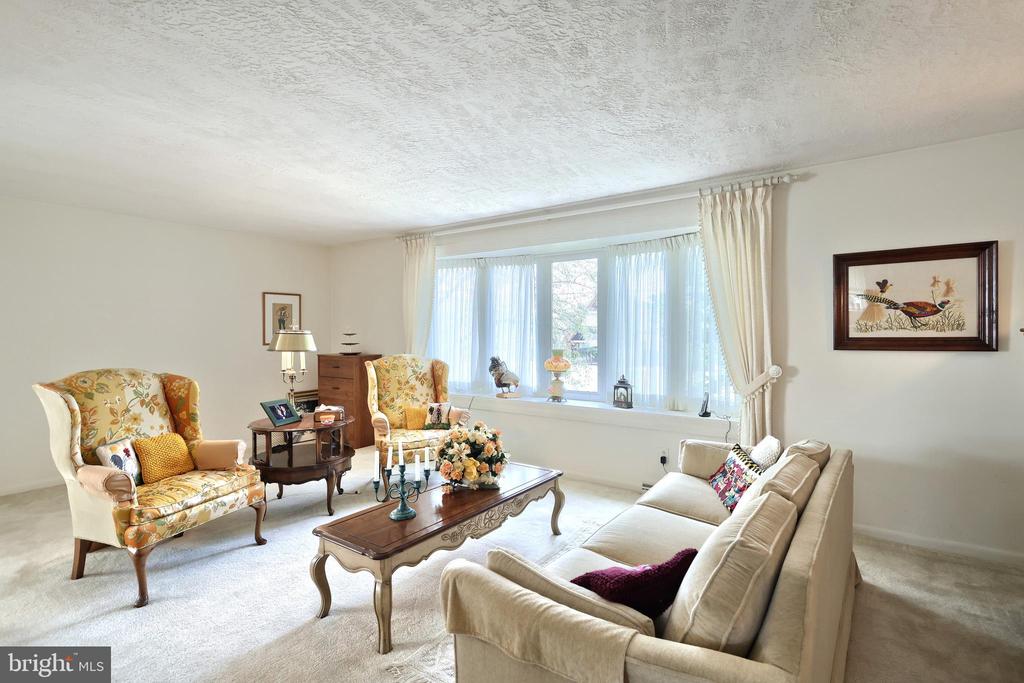 400 IVORY ROAD