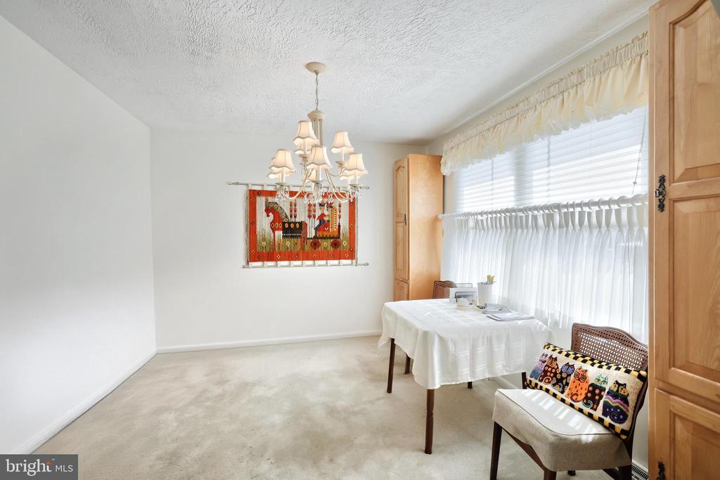 400 IVORY ROAD