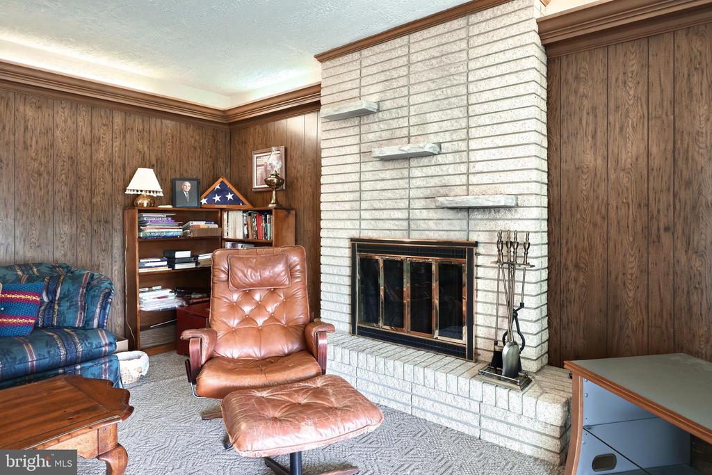400 IVORY ROAD