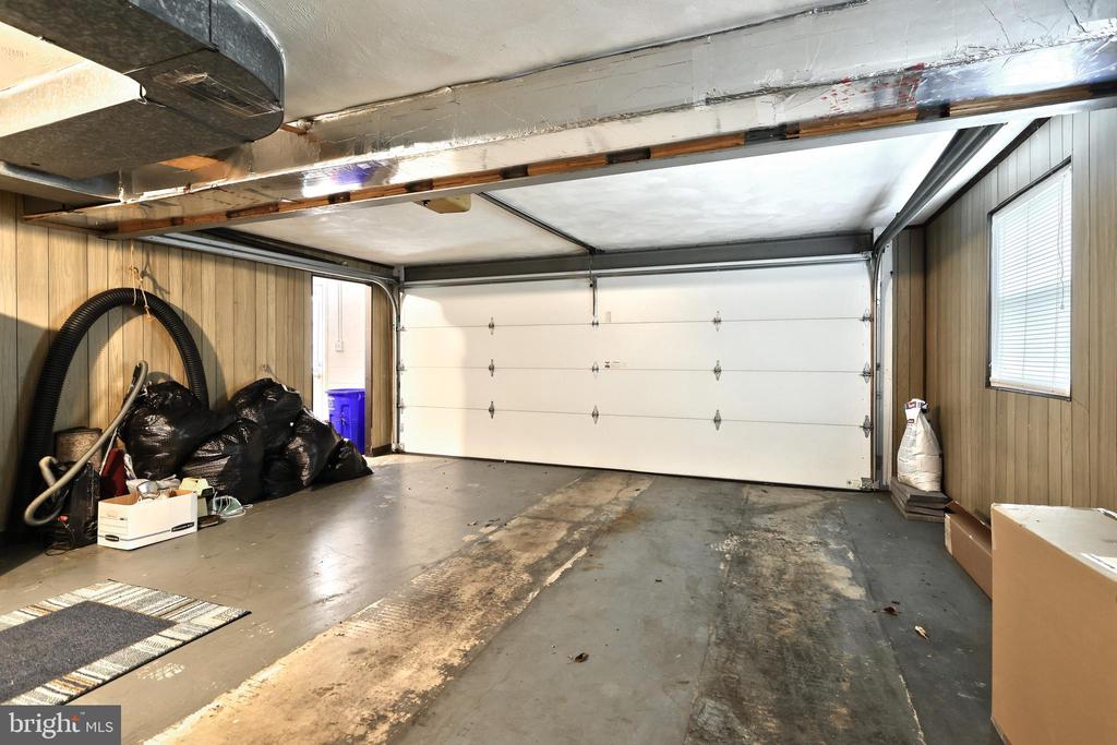 400 IVORY ROAD