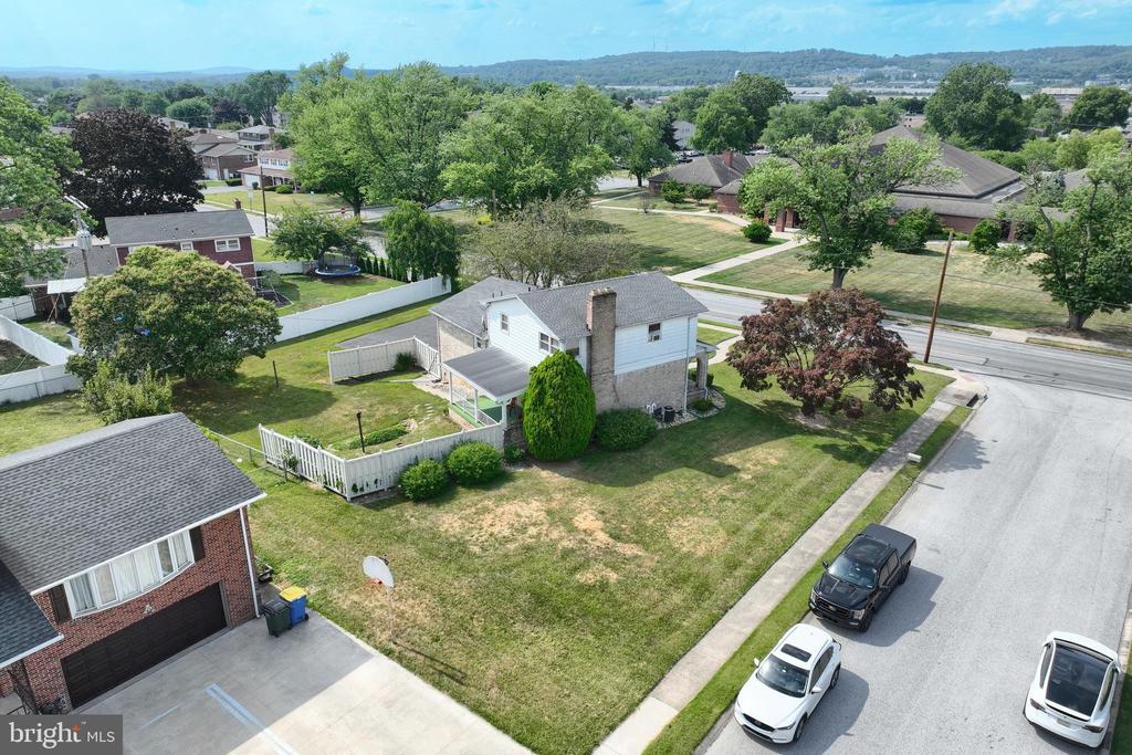 400 IVORY ROAD