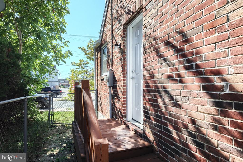 85 N HARRISON STREET