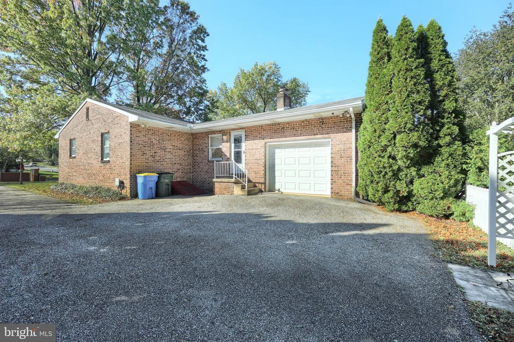 3545 CRANMERE LANE