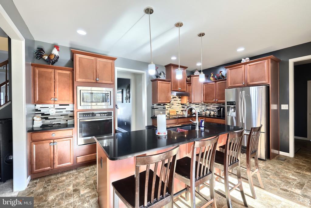 4010 CHAPMAN COURT