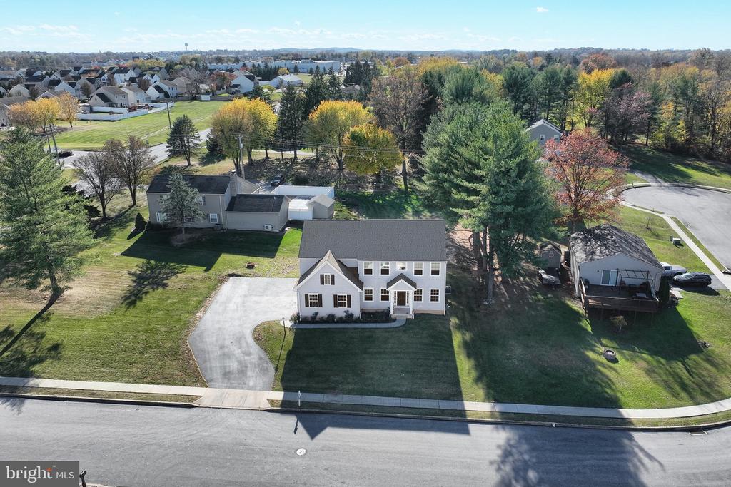 4010 CHAPMAN COURT
