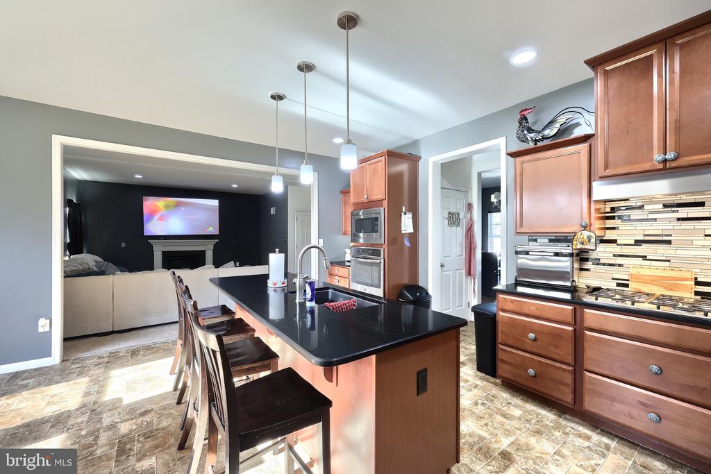 4010 CHAPMAN COURT