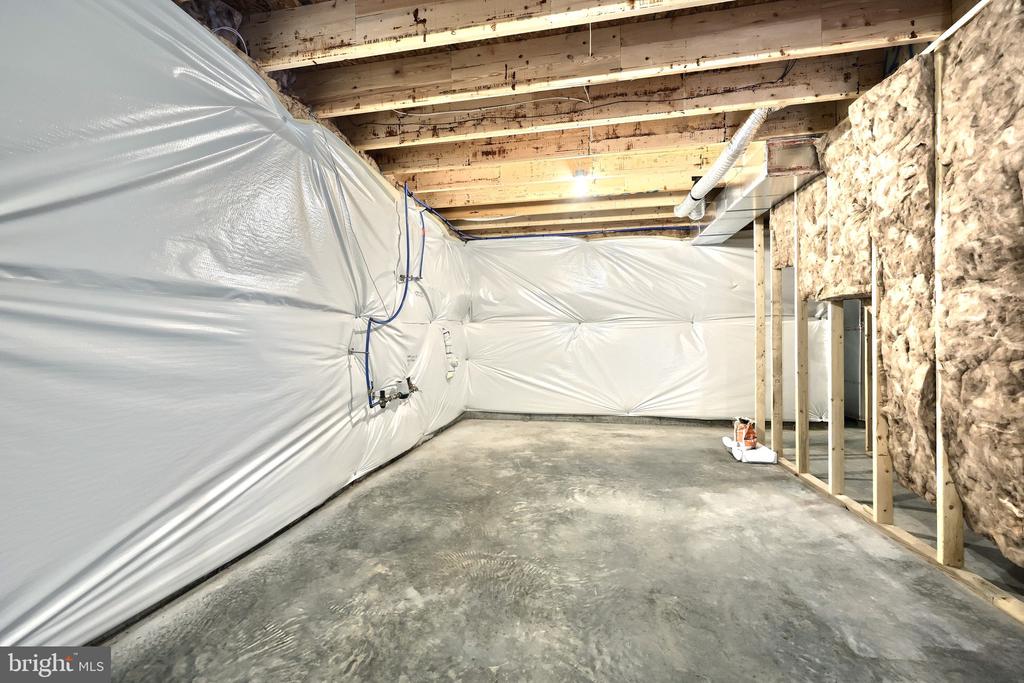4010 CHAPMAN COURT