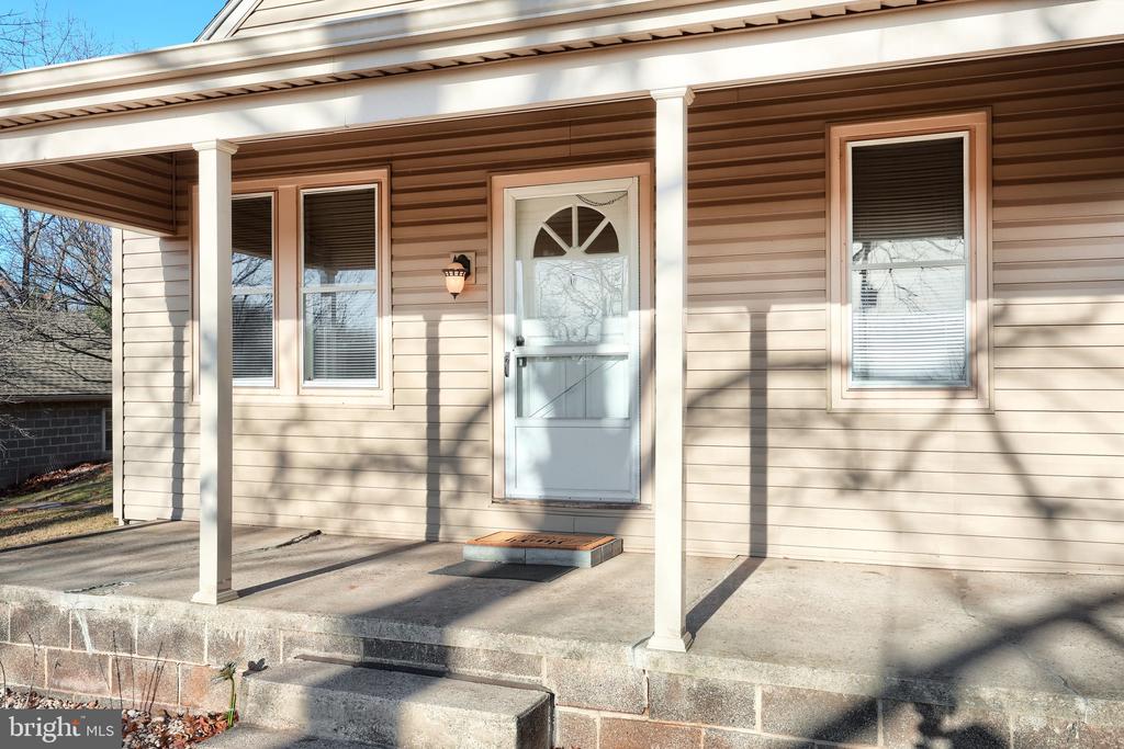 553 GREEN SPRINGS ROAD