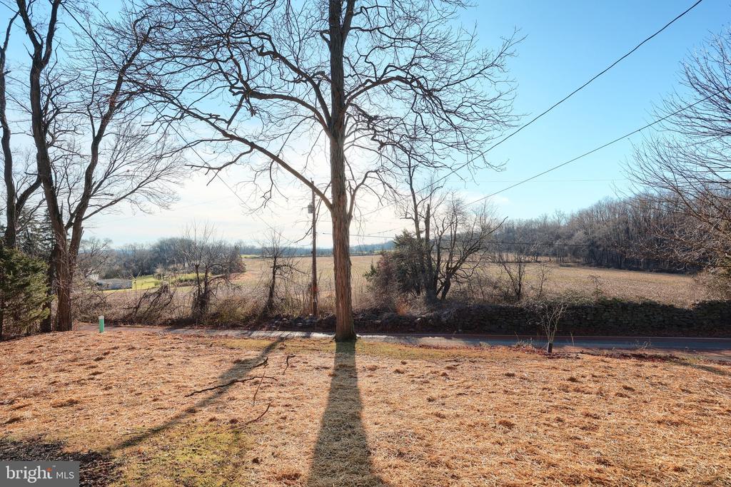 553 GREEN SPRINGS ROAD
