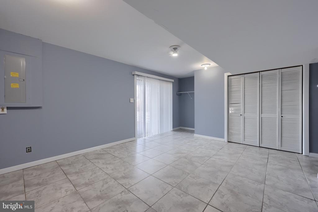 225 ROBIN HILL CIRCLE