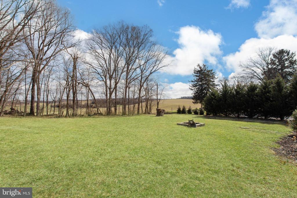 1501 JACOBS MILL ROAD