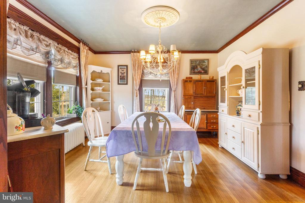 1501 JACOBS MILL ROAD