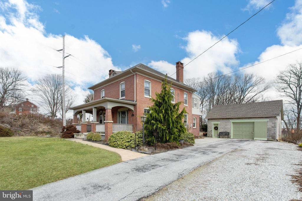1501 JACOBS MILL ROAD