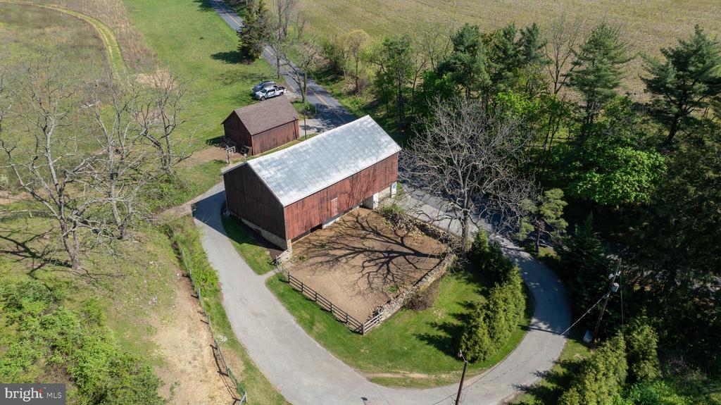 420 MELLINGER DRIVE