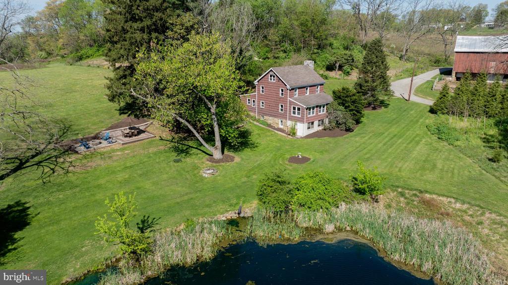 420 MELLINGER DRIVE