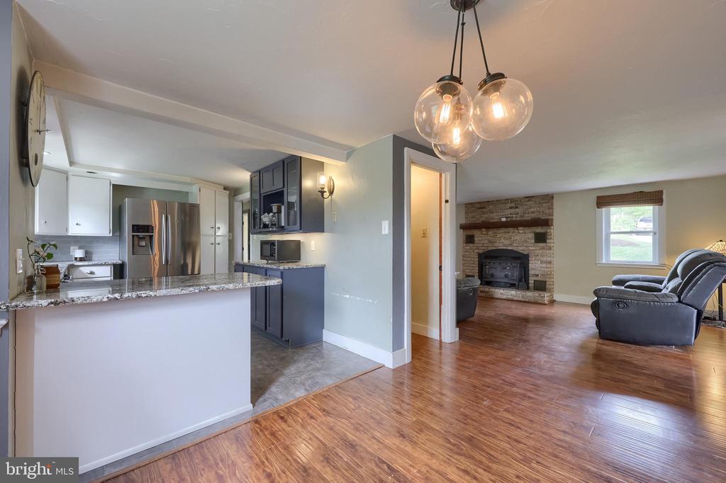 420 MELLINGER DRIVE