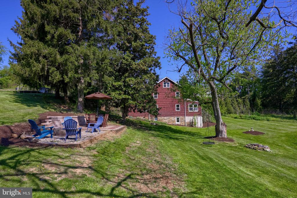 420 MELLINGER DRIVE