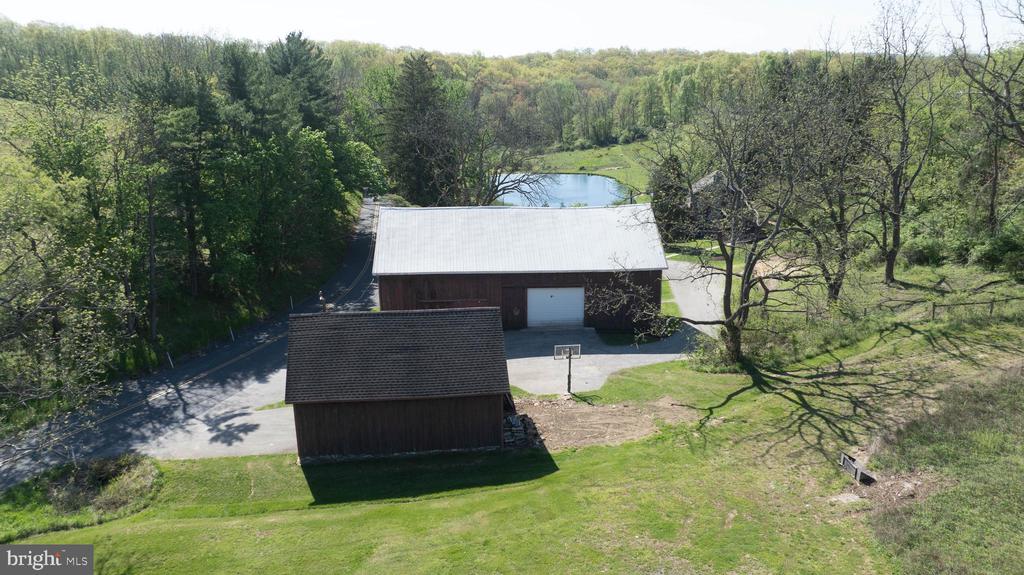 420 MELLINGER DRIVE