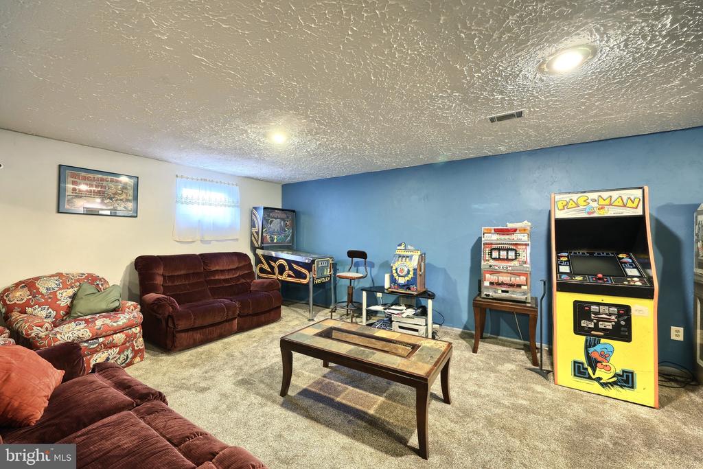 3410 BLACKFRIAR LANE