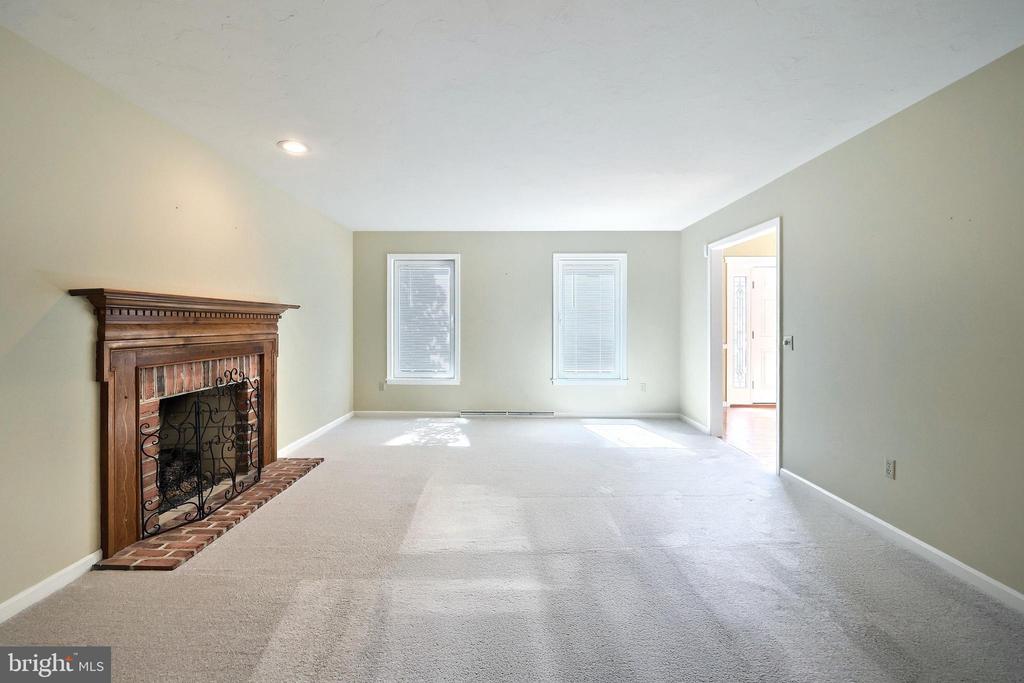 2730 STEVENSON DRIVE