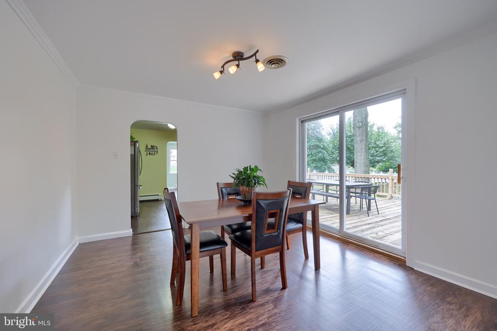 536 WELLINGTON DRIVE