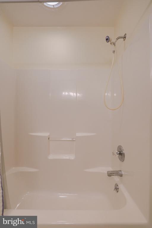 2330 MOUNTAIN VIEW DRIVE