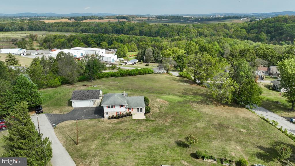 1015 GINGER DRIVE